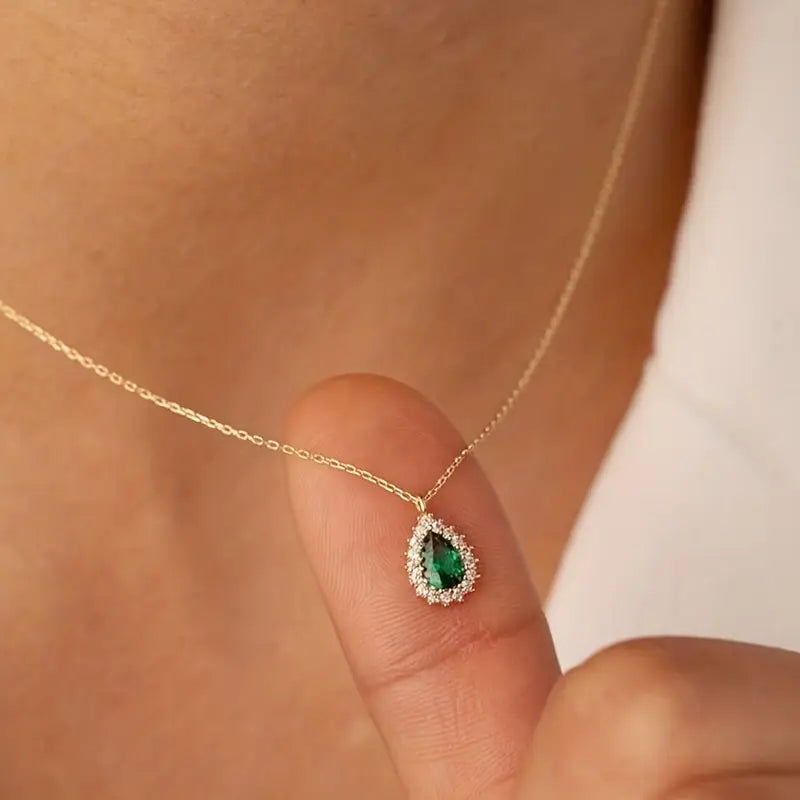 Yvaine Gladorra Necklace | 18k Gold Tone
