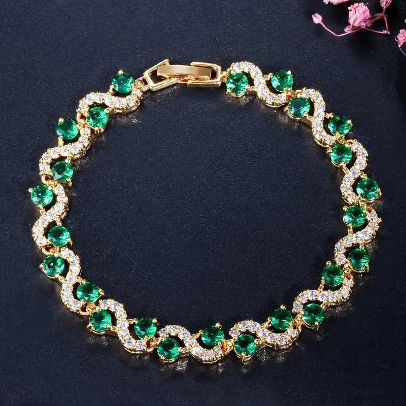 Fiora Emmeranthe Bracelet |16k Gold Tone