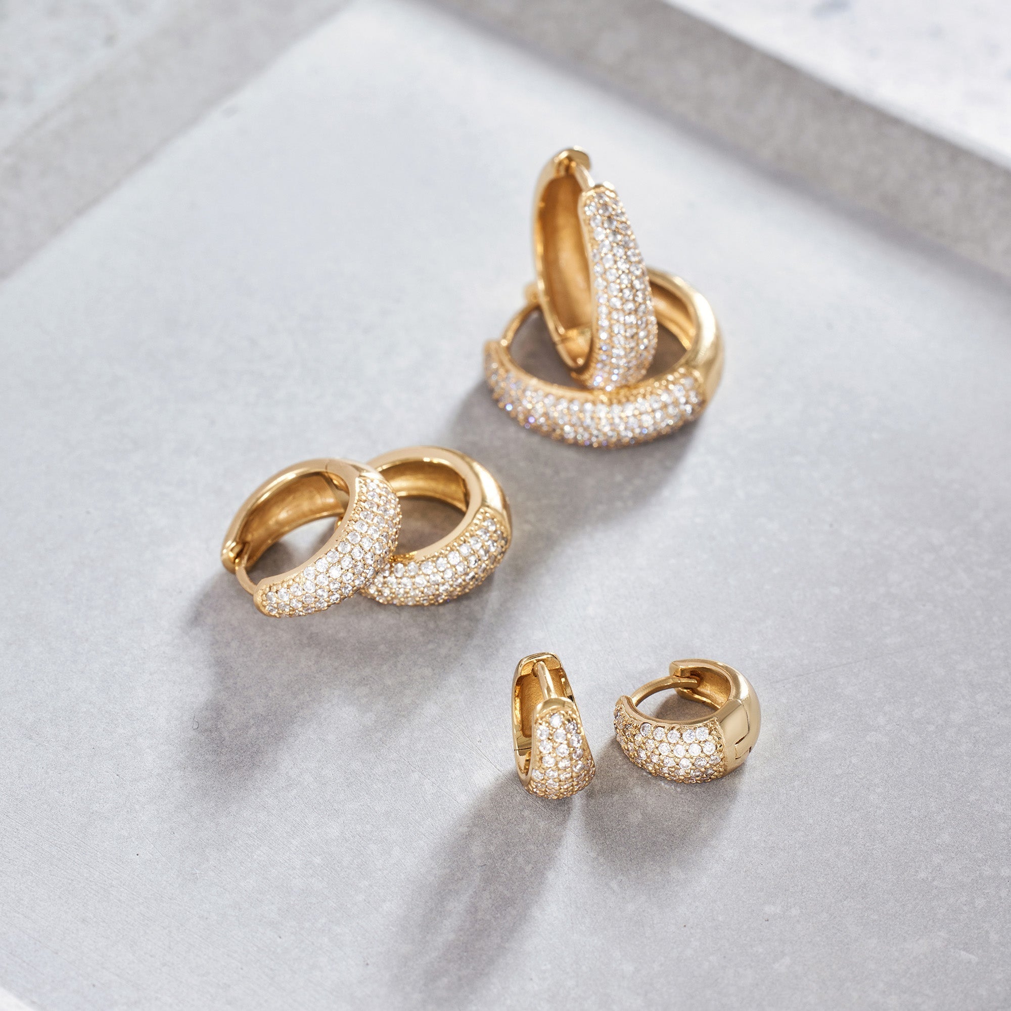 Jules Mini Hoops | 16k Gold Tone
