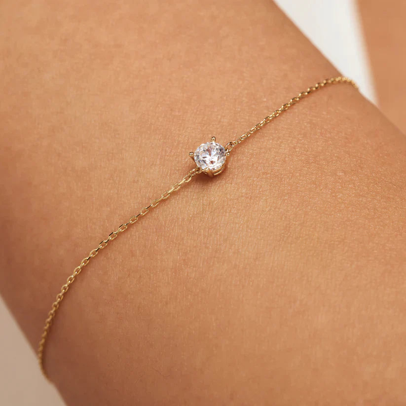 Cléa Moissanite Stone Bracelet | 14k Gold Tone