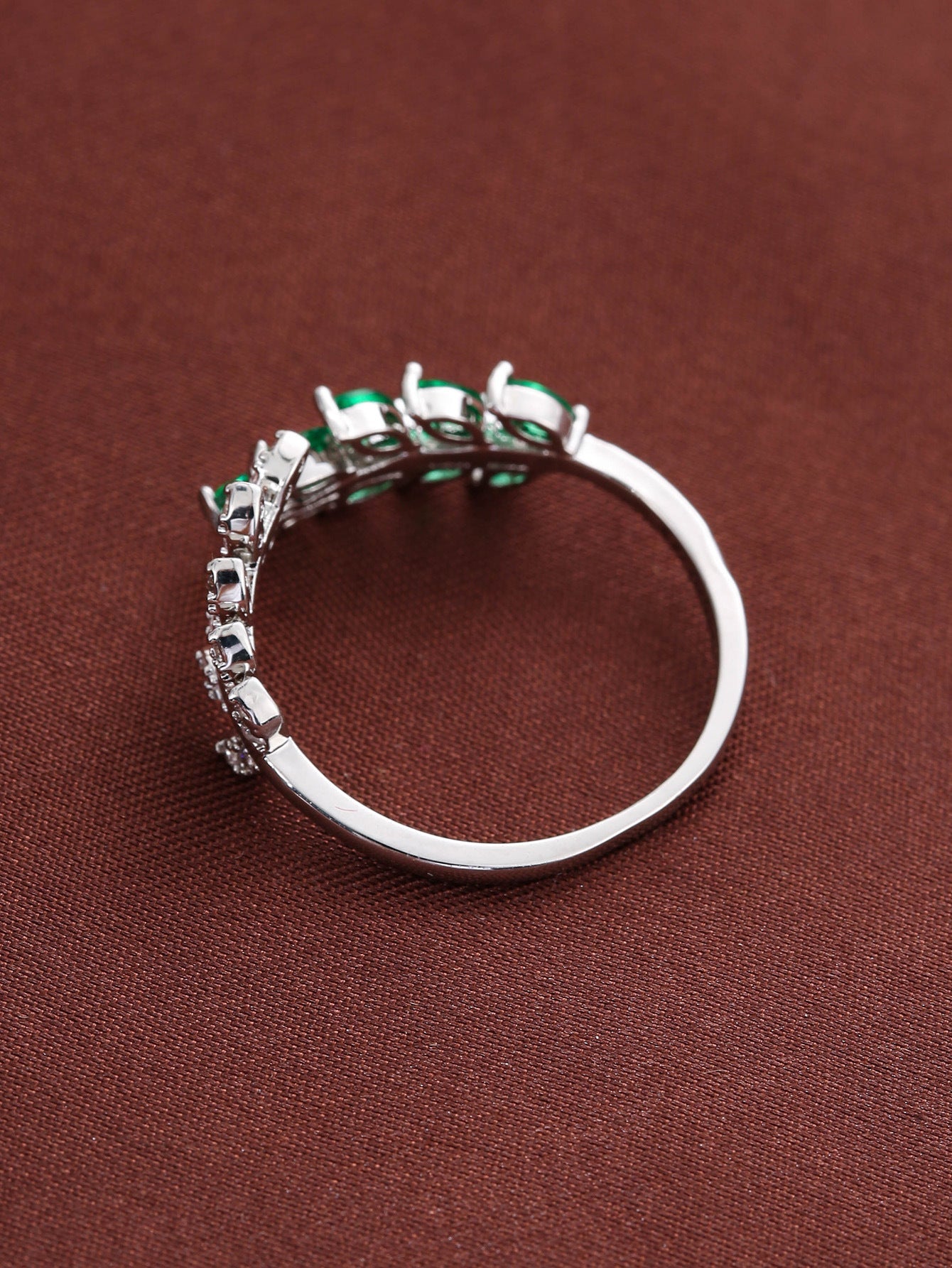 Vivara Lyselle Ring | 16k White Gold Tone