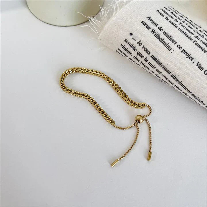 Lucetta Invicta Bracelet Gold