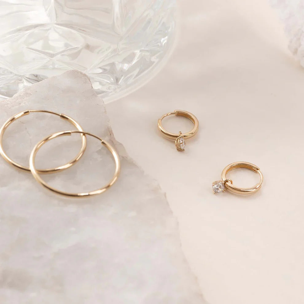Larmes de Lune Stone Hoop Earrings | 14k Gold Tone