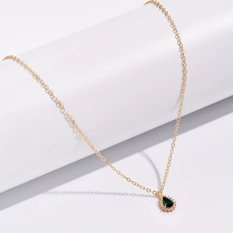 Yvaine Gladorra Necklace | 18k Gold Tone