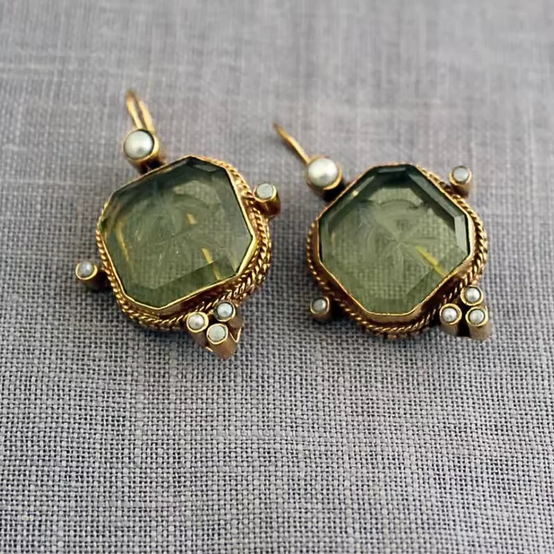 Mable Vintage Earrings with Green Stone and Pearl