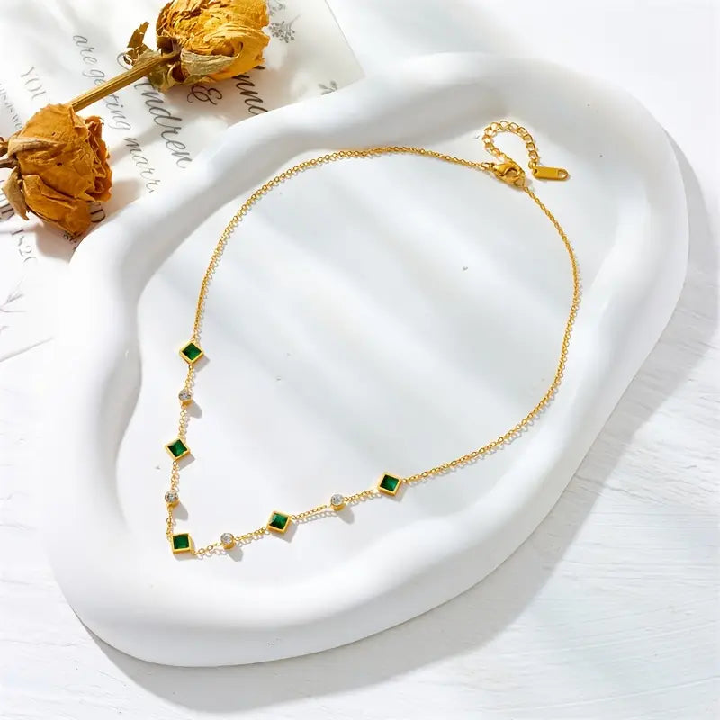 Amelisse Glenwyn Necklace | 18k Gold Tone