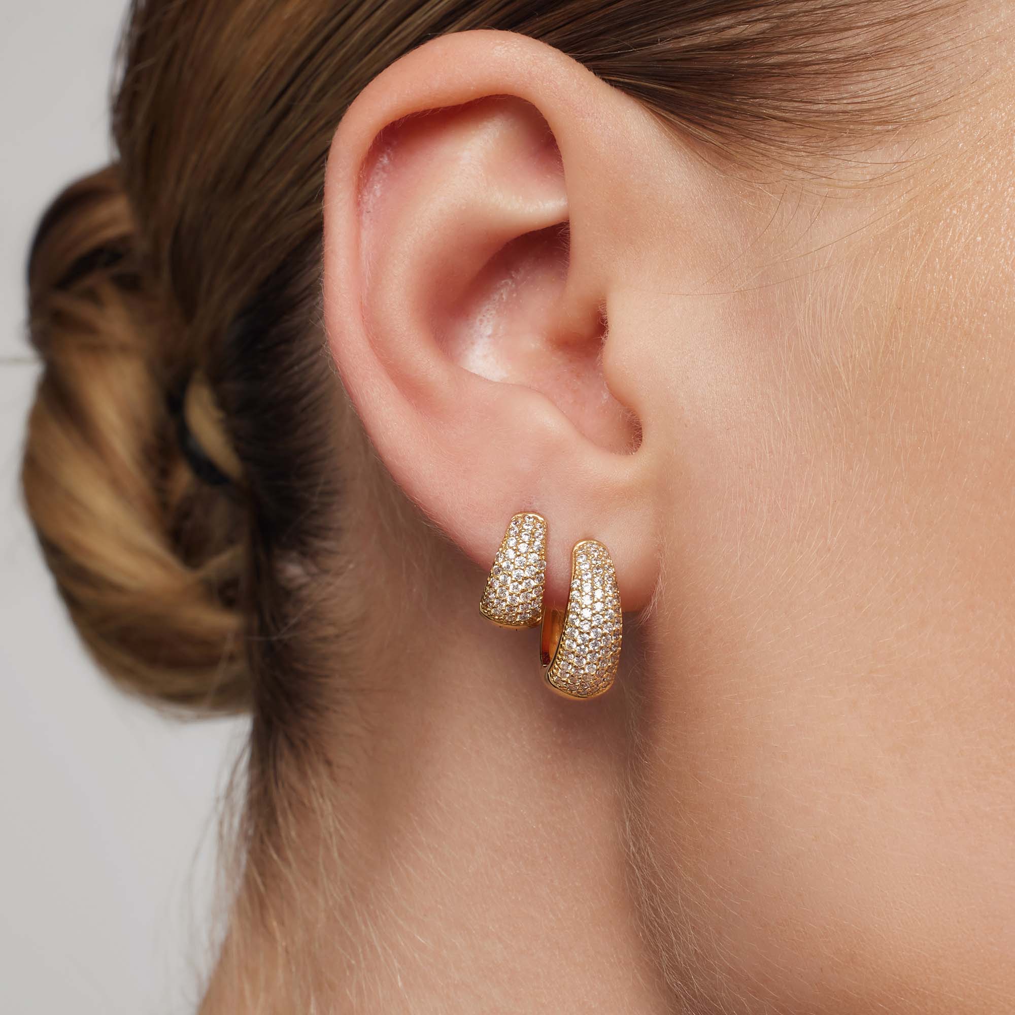 Jules Mini Hoops | 16k Gold Tone