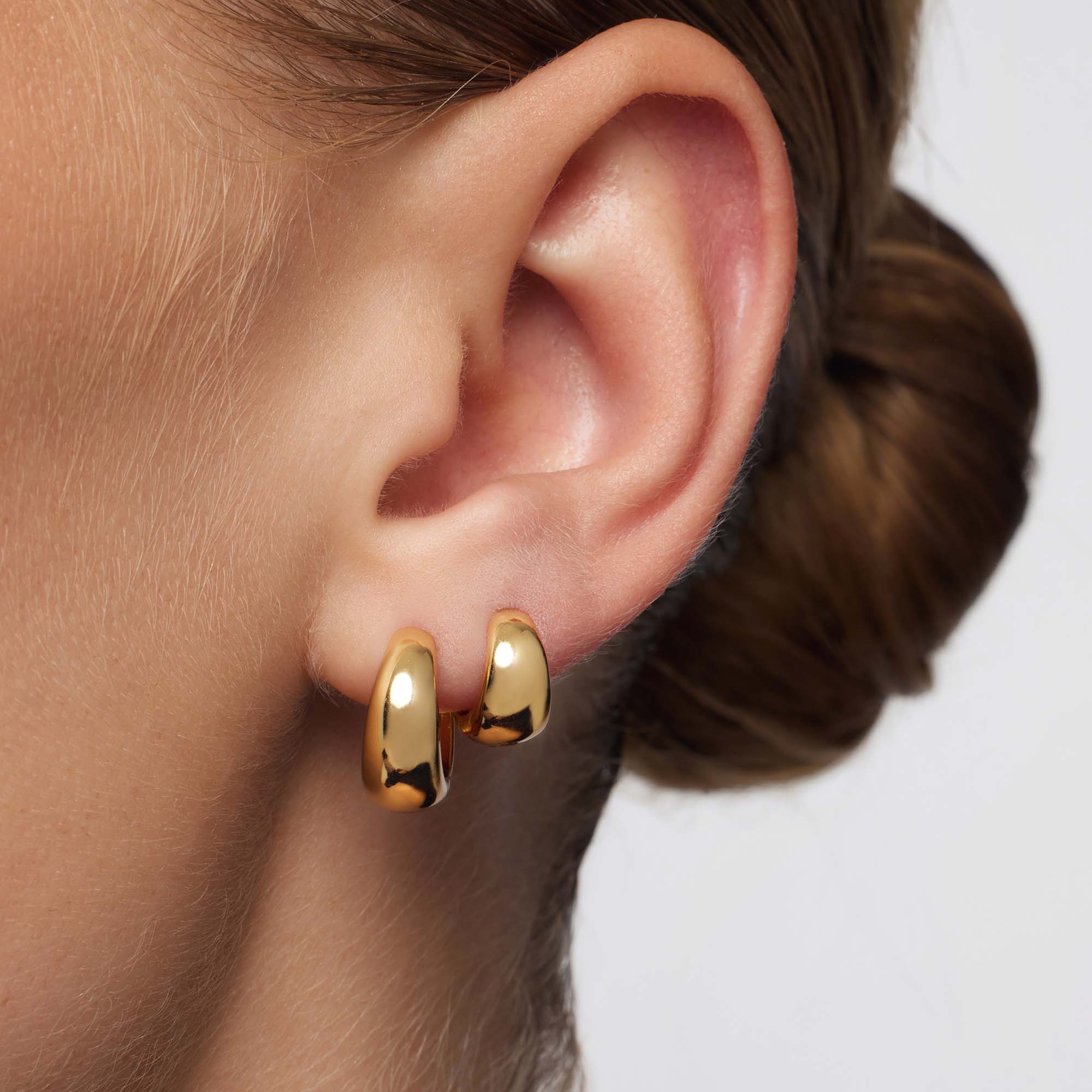 Rue Mini Hoops | 18k Gold Tone