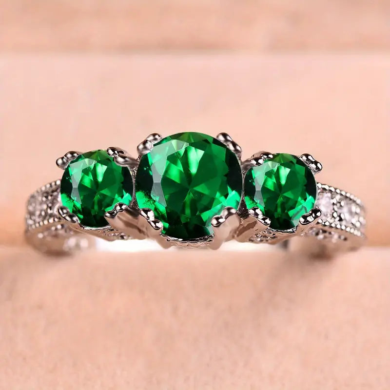 Serilda Wynloren Ring | 16k White Gold Tone
