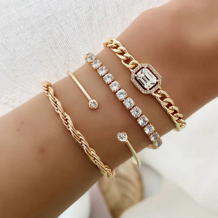 Domitia Calvina Bracelet Set | 18k Gold Tone