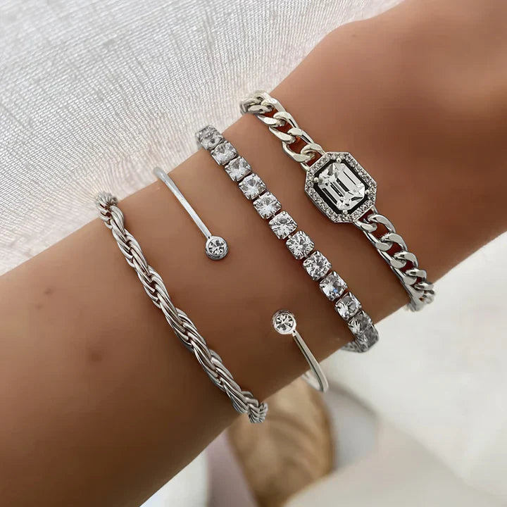 Domitia Calvina Bracelet Set | 18k Gold Tone